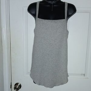 Chaser Gray Razorback Women's Top